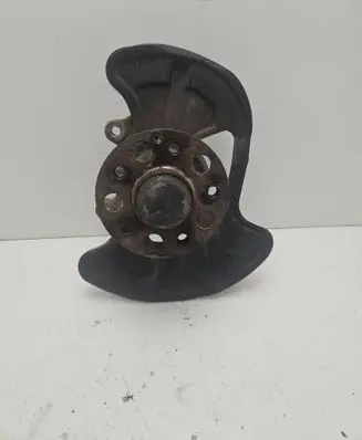 Mercedes-Benz C W204 Front wheel hub spindle knuckle