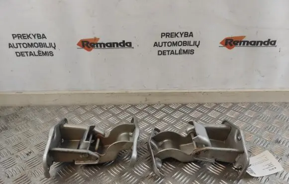 Opel Vivaro Rear door hinge set 527428 57854