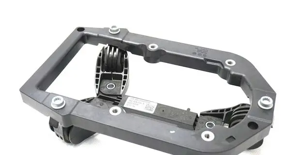 Volkswagen ID. Buzz A/C compressor mount bracket 1N3816579