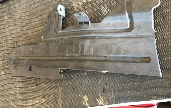 Toyota Corolla Verso AR10 Radiator trim 532860F010