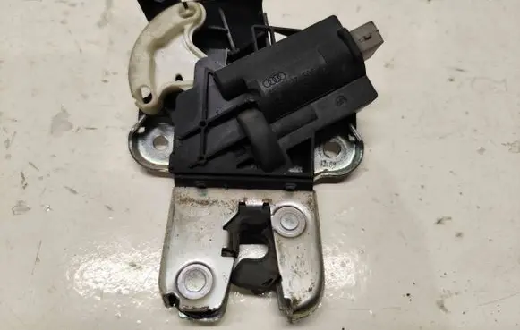 Audi A6 S6 C6 4F Tailgate/trunk/boot lock/catch/latch 4F5827505D