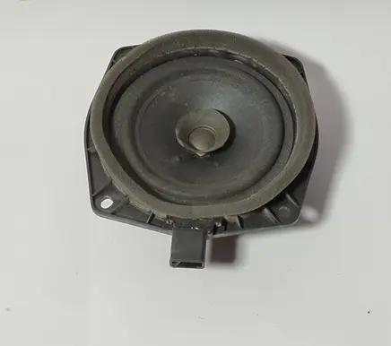 Mitsubishi Colt Front door speaker MN141417