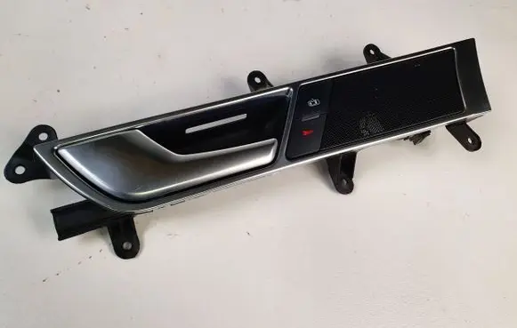 Audi A6 S6 C6 4F Front door interior handle 4F0837019C