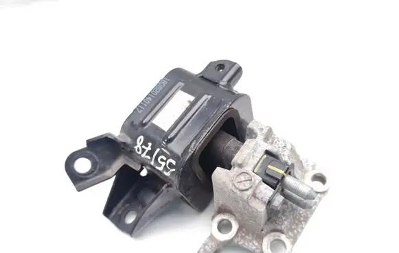 Hyundai Ioniq Engine mount bracket 180820140117