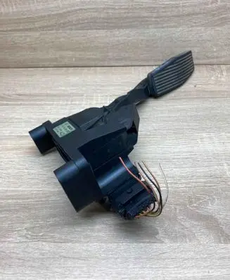 Opel Zafira A Accelerator throttle pedal 90581208 0281002298 USED