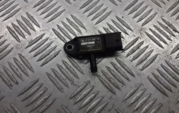 Peugeot 407 Air pressure sensor 55198717