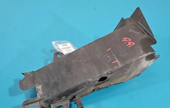 BMW 7 F01 F02 F03 F04 Air intake duct part 7898882 IMPRK1596665