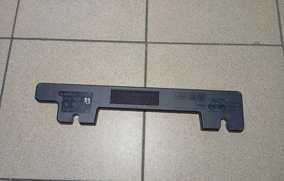 Peugeot 5008 II Other trunk/boot trim element 9816939177