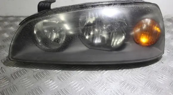 Hyundai Elantra Headlight/headlamp