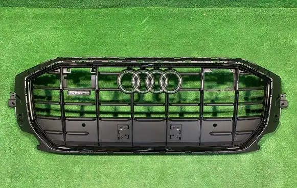 Audi Q8 Front bumper upper radiator grill 4M8853651AQ