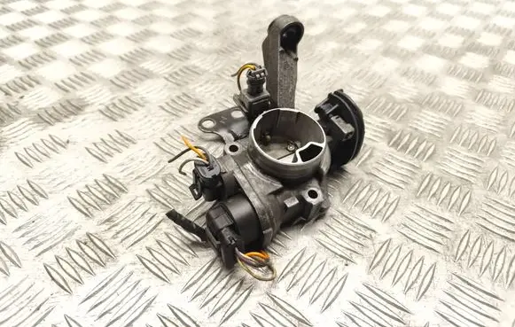 Renault Clio II Throttle valve 36XR31 108120A