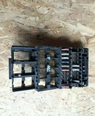 Mercedes-Benz S W126 Fuse module 1265400550