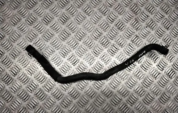 Volvo V70 Engine coolant pipe/hose