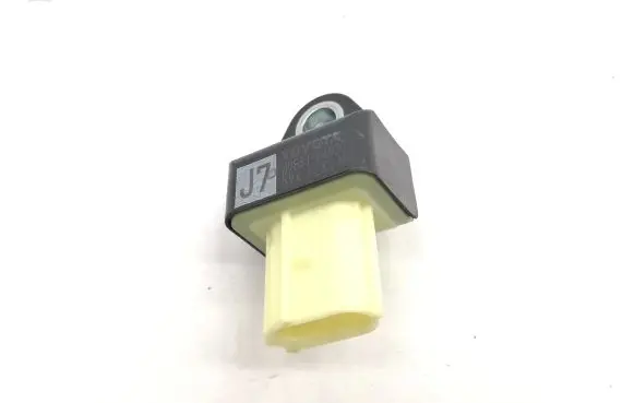 Toyota C-HR I Airbag deployment crash/impact sensor 89831F4020