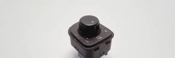 Volkswagen Golf V Wing mirror switch 1K0959565A