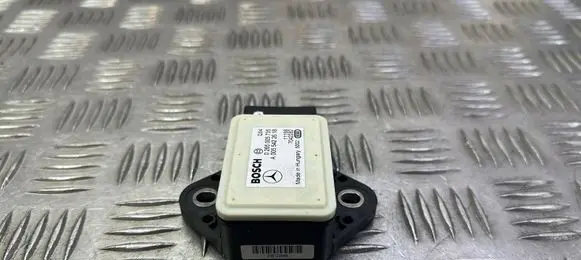 Mercedes-Benz E W212 ESP acceleration yaw rate sensor A0055422618 0265005735