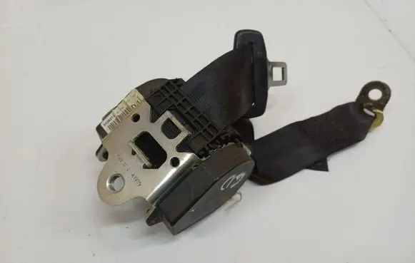 Seat Toledo III (5P) Rear seatbelt 5P0857805B
