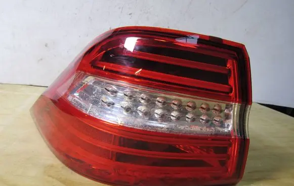 Mercedes-Benz ML W166 Rear/tail lights A1669063501 YAP4722913 11022014