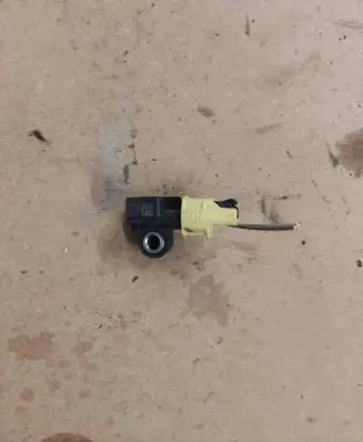 KIA Stinger Airbag deployment crash/impact sensor 959201F000 180512 B7292973604C