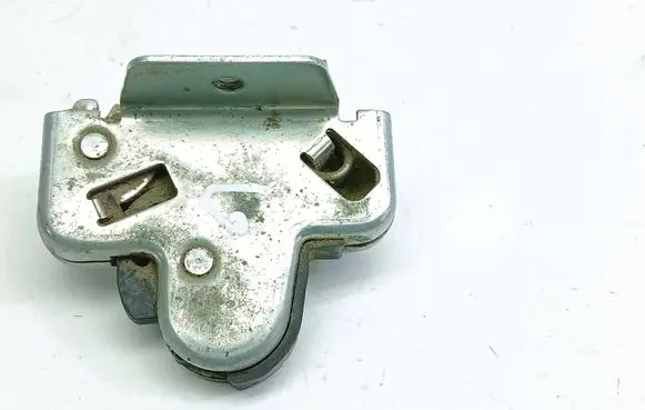 Opel Vectra B Tailgate/trunk/boot lock/catch/latch 90457255 1212