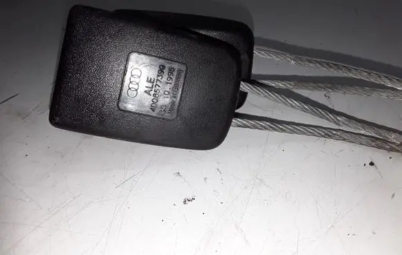 Audi A8 S8 D2 4D Rear seatbelt buckle 4D0857739G