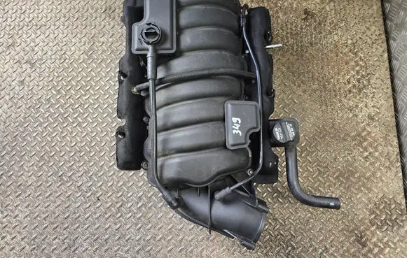 Dodge Challenger Intake manifold 05038525AE 68206044AD 68271094AA