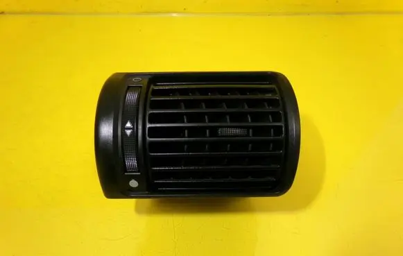 Audi A4 S4 B5 8D Dashboard side air vent grill/cover trim 8D1820901