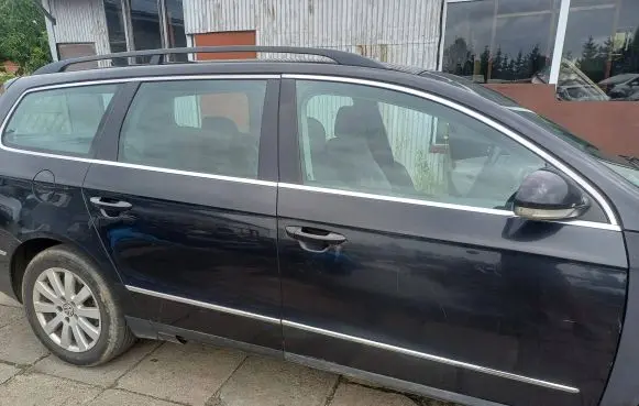 Volkswagen PASSAT B6 Door (2 Door Coupe) 
