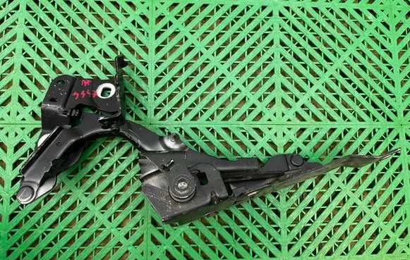 BMW 2 F45 Engine bonnet/hood hinges 7300522 170915 ES03