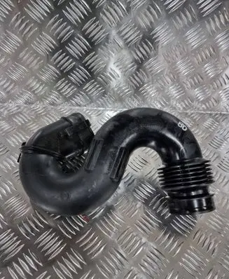Renault Trafic III (X82) Air intake duct part 165555514R 93451665