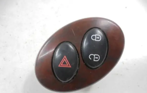 Aixam A751 Hazard light switch YUG101970