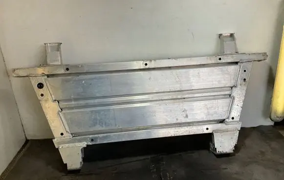 Volvo XC40 Front axle beam 32333818