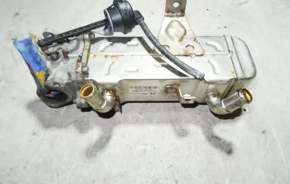 Hyundai Santa Fe EGR valve cooler 284162F140