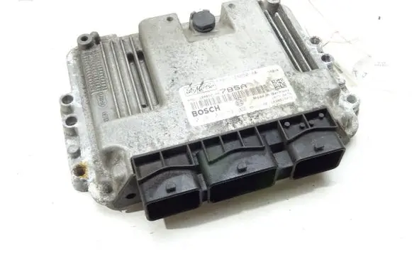 Mazda 3 I Engine control unit/module ECU 5M6112A650AA