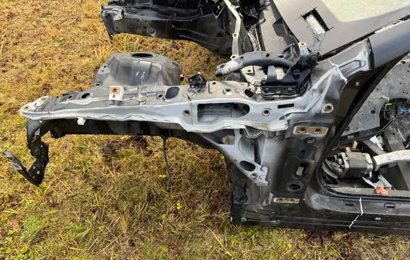 Lexus RC Front quarter panel 