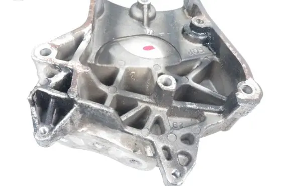 Opel Vectra C Engine mounting bracket 55187676