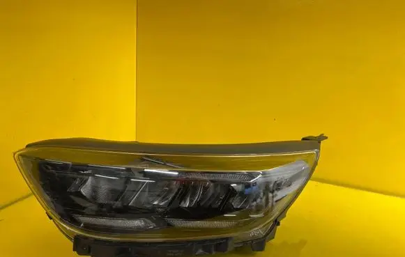 KIA Stonic Headlight/headlamp A5140158