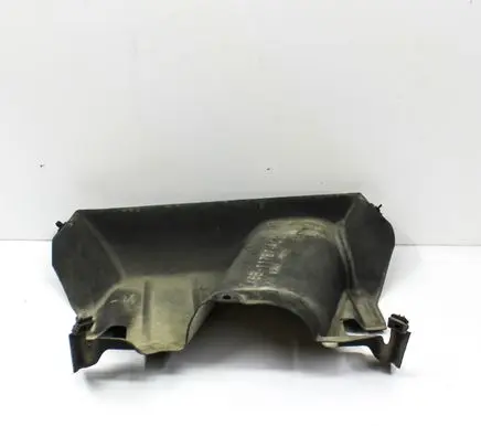 Ford Escape III Heat shield in engine bay LX6B11787AD
