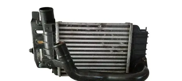 Toyota Yaris Intercooler radiator 0N040 JD1270000930