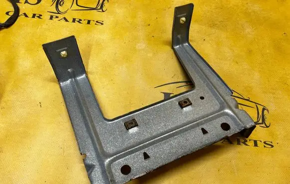 Chevrolet Corvette C5 Engine mount bracket 
