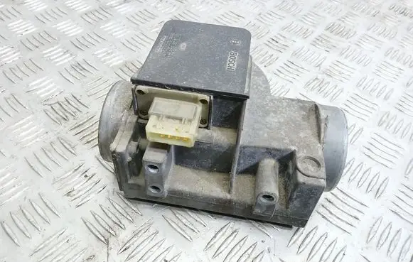 Audi A6 S6 C4 4A Mass air flow meter 0281002074 4A0133471