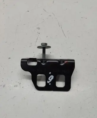 Headlight/headlamp mounting bracket