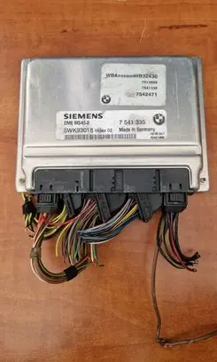 BMW 5 E60 E61 Engine control unit/module 7541335
