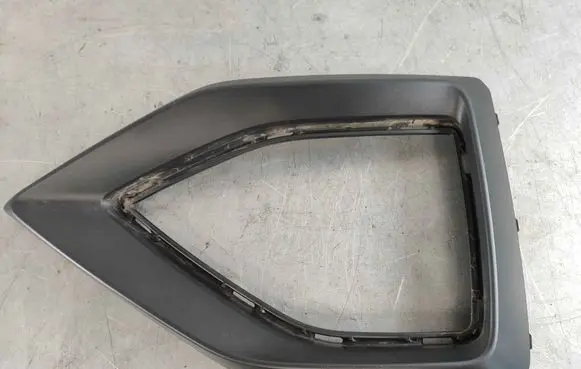 Audi Q2 - Front bumper splitter molding 81a853054c4w3