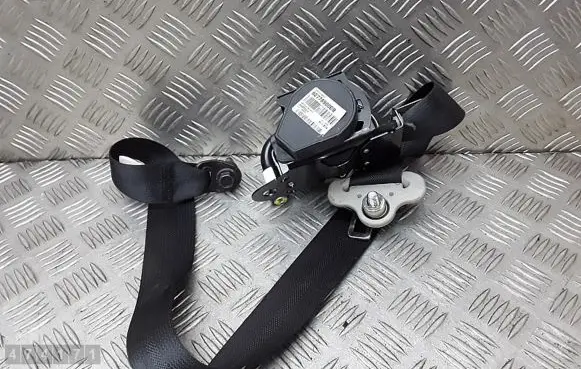 Nissan Pulsar Front seatbelt 627789000B