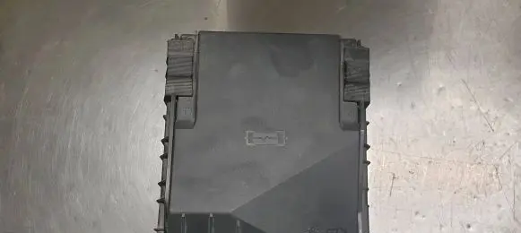 Volkswagen PASSAT B7 Fuse module 3C0937125 63592777