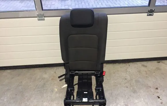 Volkswagen Golf Sportsvan Rear seat 