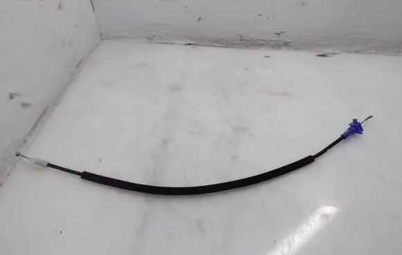 Opel Mokka Front door cable line 