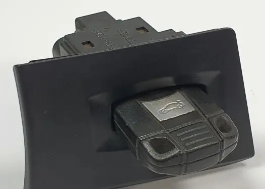 BMW 3 E90 E91 Ignition lock 6954719
