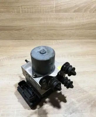 Volkswagen PASSAT B7 ABS Pump 3AA614109G